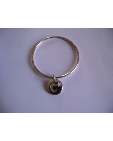 Bracelet jonc en argent avec pampille avec C et une étoile