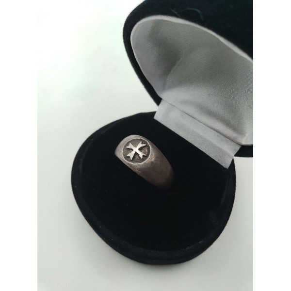 Bague croix des templiers en argent