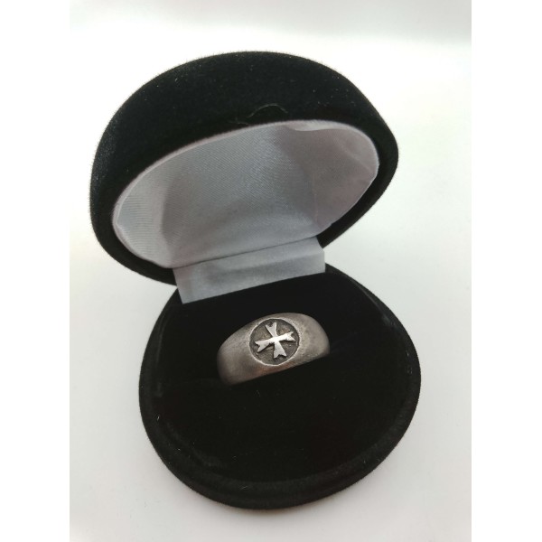 Bague croix des templiers en argent