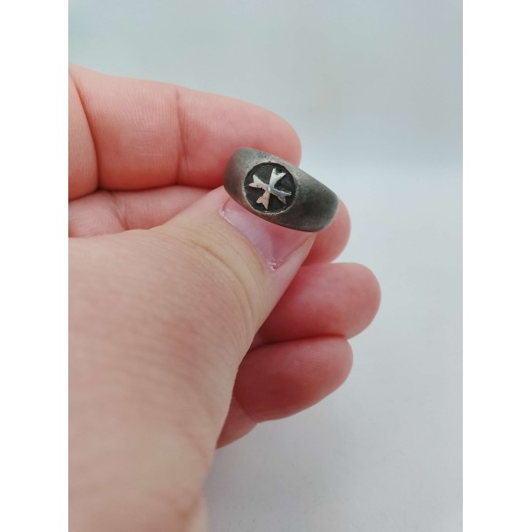 Bague croix des templiers en argent
